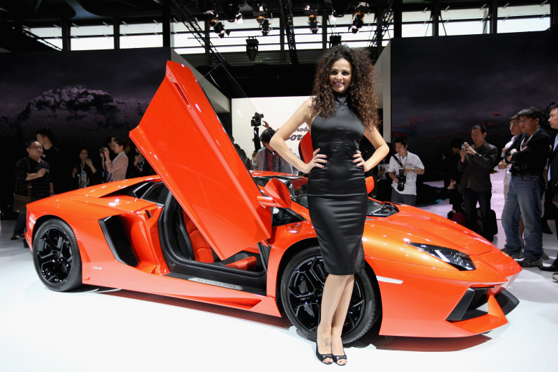 Illustration for article titled The booth professionals of the Shanghai Motor Show